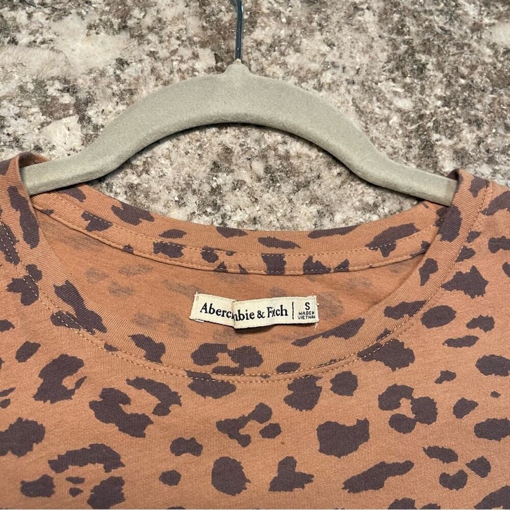 Abercrombie and Fitch Animal Print Front Tie Shirt | Size Small |Black and Brown - Picture 6 of 7